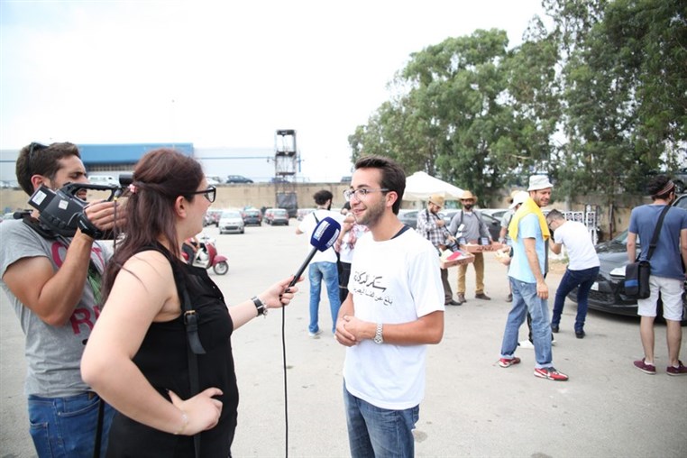 Sakker El Dekkene Flashmob